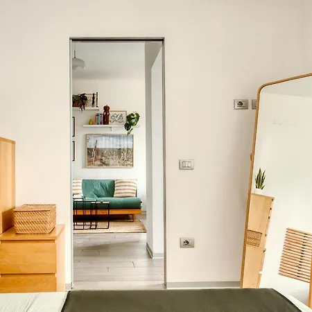 Luxury Flat Design District - Isola *